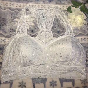 Lace bralette (plus)